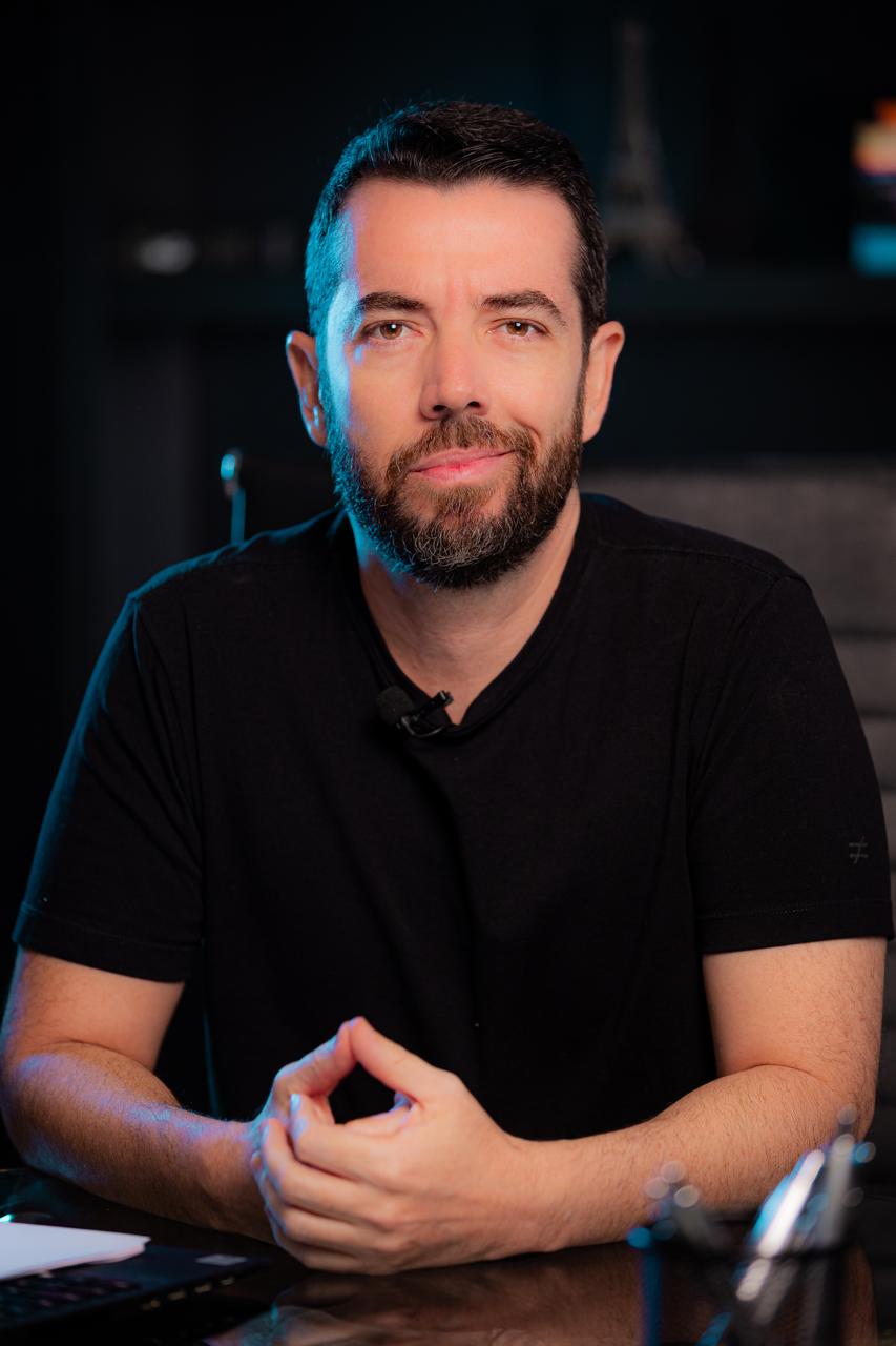 Dr. Rafael Bastos